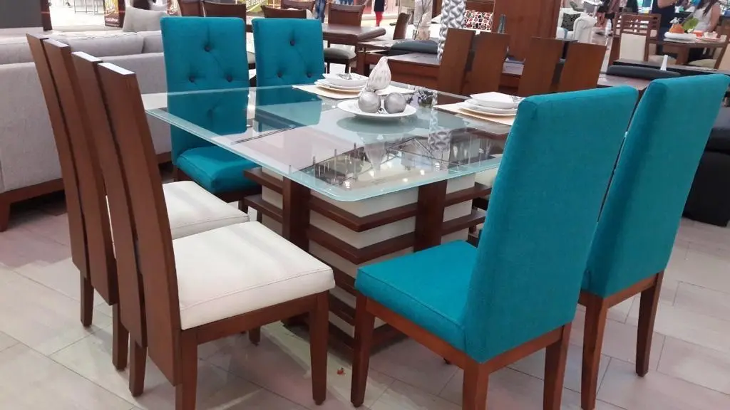 MESA DE COMEDOR MARVIN