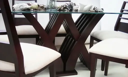 MESA DE COMEDOR KAROLINA